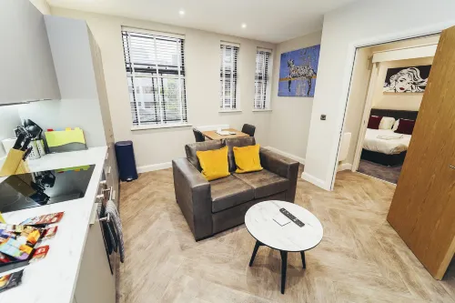 The Stay Company, Whitefriars House - Kitchens