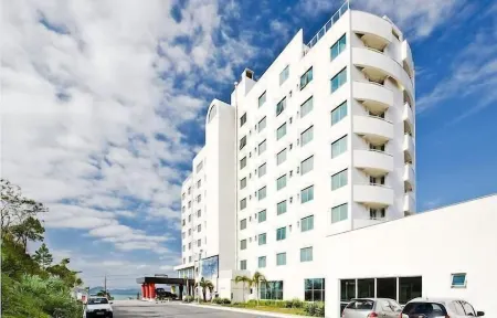 Favorita Golden Hotel e Eventos Отели в г. Сан-Жозе