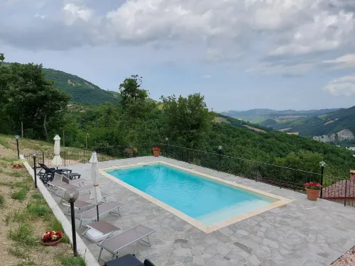 Escape with Pool & WiFi - pet friendly