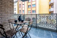 apartamenty-wroc Golden House Hotels near University of Wrocław