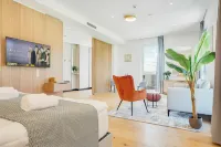 Bright: Rosenheim Aicherpark Hotels in Rosenheim