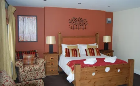 The Barrington Arms Hotel Отели в г. Фарингдон