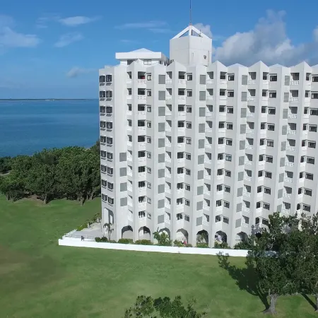 Hotel Royal Marine Palace Ishigakijima Отели рядом с достопримечательностью «Пляж Фусаки»