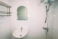 Simple and Cozy Studio Tamansari Skylounge Makassar Apartment - Apartments