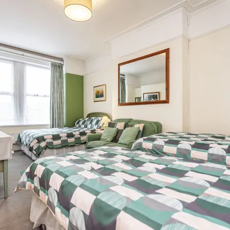 The Ravensbourne Hotel