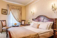 Frederic Koklen Boutique Hotel Hotels near Arcadia Beach