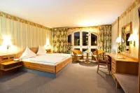 Hotel Altes Stadthaus فنادق في BarBel