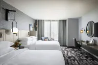 Crowne Plaza Kearney Отели в г. Коллинс