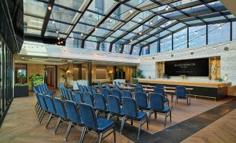 Rand Tower Hotel, Minneapolis, a Tribute Portfolio Hotel