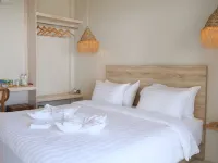 Nymph Hideout Hotels near هاد ياو