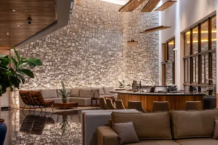 Vert Hotel Spa Отели рядом с достопримечательностью «Pequena Finlândia»