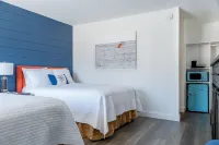 Flagship Inn Hotels in Boothbay
