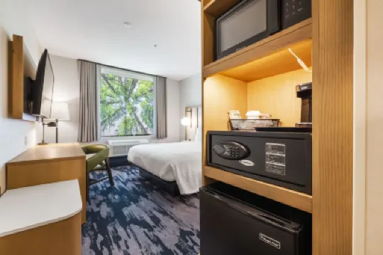 Fairfield Inn & Suites San Francisco Airport Oyster Point Area