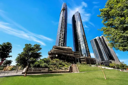 Melbourne Square Apartments Отели рядом с достопримечательностью «Австралийский центр современного искусства»