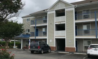 Studio 6 Fayetteville, NC - Fort Bragg Area - Housity