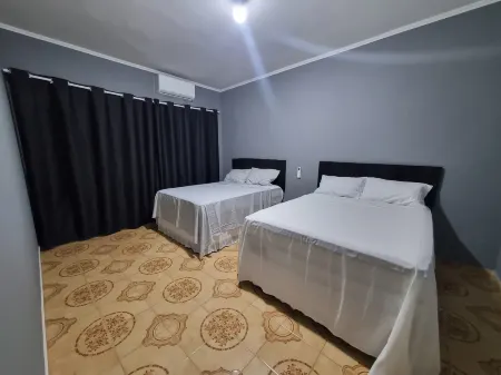 Villa Fátima Hostel GRU Отели рядом с достопримечательностью «Terminal M of Guarulhos International Airport»