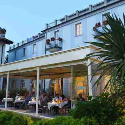Hotel Rivalago Hotel Exterior