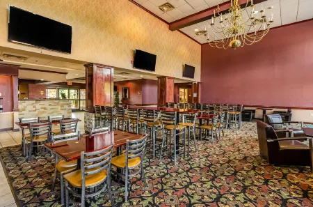 Quality Inn & Suites Отели в г. Абингдон