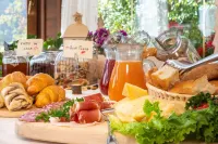 Albergo Alla Posta Hotels in Sant'Antonio di Mavignola