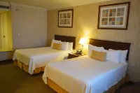 Best Western Plus Nuevo Laredo Inn  Suites