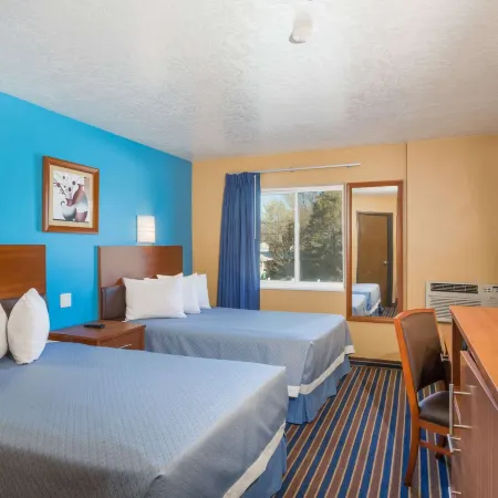 Days Inn by Wyndham Vernal Отели в г. Винта Каунти