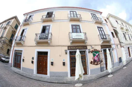 利薩尼亞家庭旅館