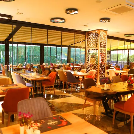 New Garden Hotel