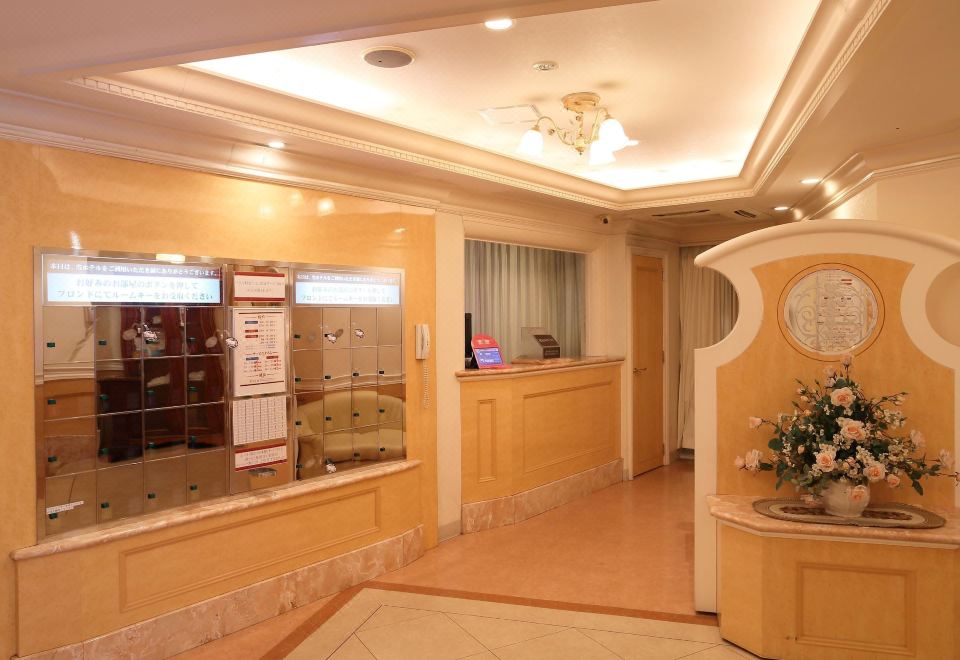 3. 호텔 파인 가든..