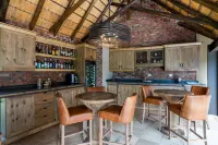Shumbalala Game Lodge - 5-Star
