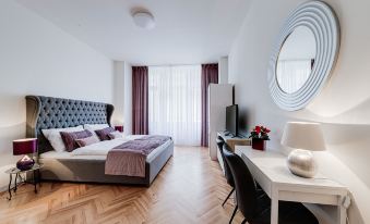 Gold Art Apartments - Housity