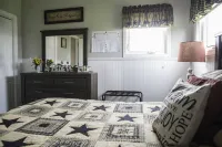 Mama`s by the Sea B&B Hotels in Shelburne County
