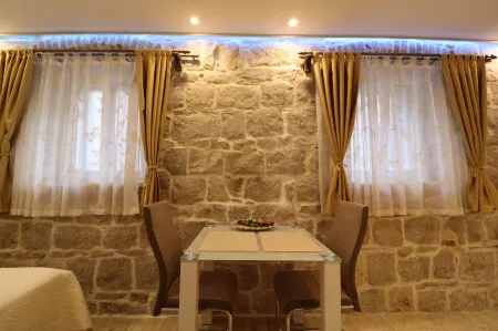 House Sandra Отели в г. Сплит