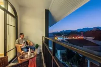 Ai Pai Hotel - vue sur la montagne