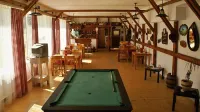 Western Penzion Hotel a Dolny Kubin District