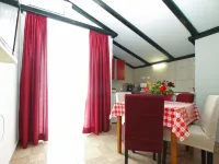Apartments Dragica 1251 Hotels in Općina Fažana