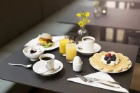 Elite Hotel Academia - breakfast