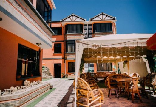 라스 톨라스 호텔