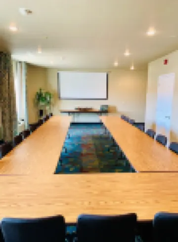 Candlewood Suites 温泉城