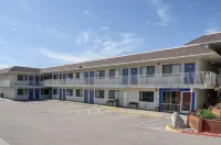 โมเทล 6 แคสเปอร์