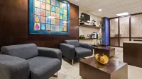 Best Western Plus Berkshire Hills Inn  Suites - Wifi