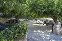 Hotel Oriana - Adults Only - parking