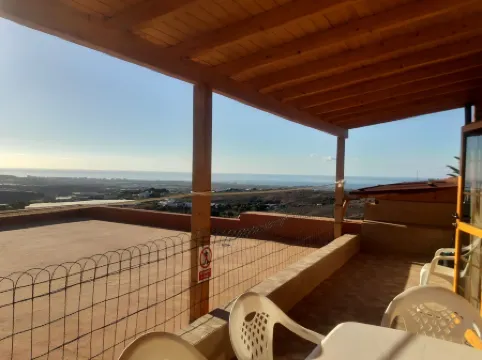 The Black Horse Canarias - Adults Only