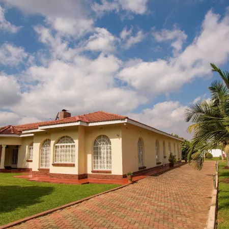 Art Lodges