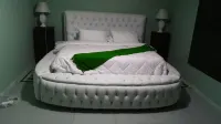 Godmill City Guesthouse - 2-Star