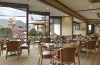 Red Lion Hotel Wenatchee City Center - breakfast