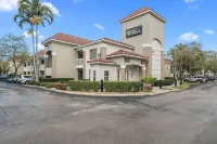 Extended Stay America Suites - Miami - Airport - Blue Lagoon