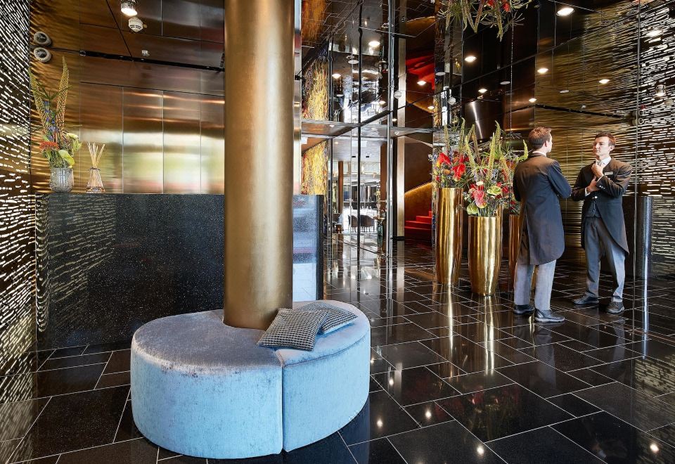 Living Hotel Das Viktualienmarkt by DeragOver view