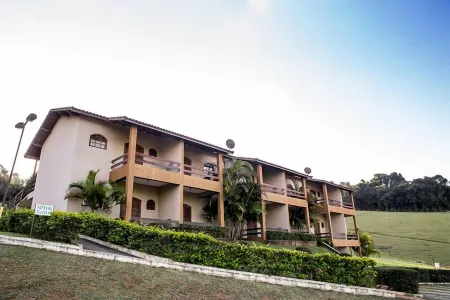 Paraty Hotel Fazenda & Spa Отели в г. Ibiuna