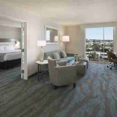 Crowne Plaza VENTURA BEACH by IHG Rooms