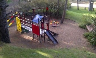 Altos Medanos Cabañas & Club de Bosque